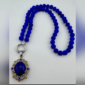 Vintage Two Tone Blue Lapis Pendant Beaded Stone Necklace 18", 2 1/4"